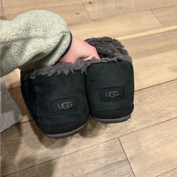 men’s Ugg Anders wool black platform slippers in black suede - Picture 6 of 9